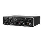 BEHRINGER UMC202