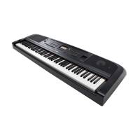 YAMAHA DGX-670