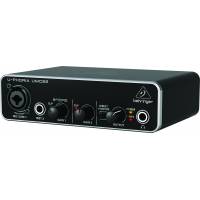 BEHRINGER UMC22